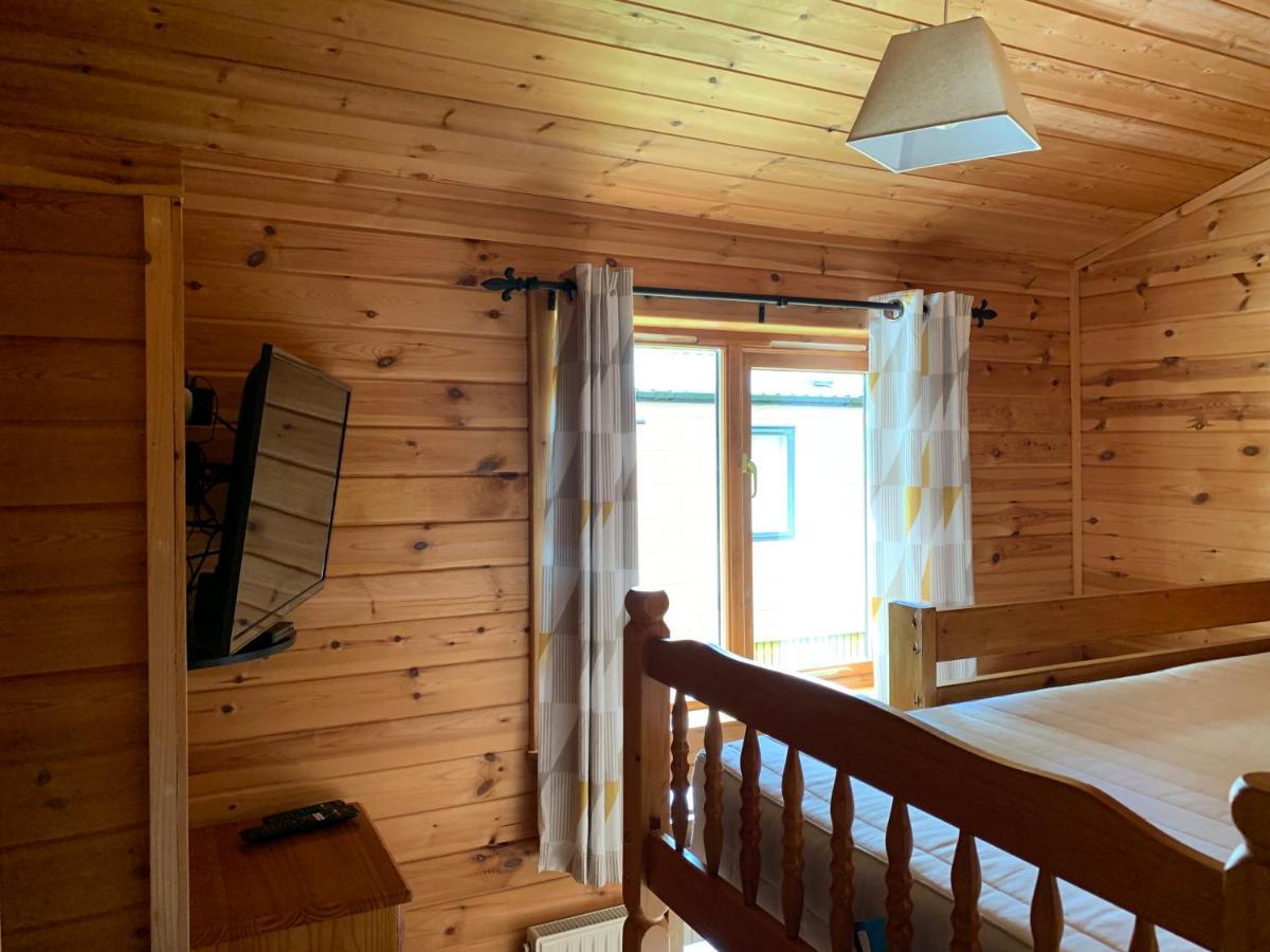 Immaculate 3-Bed Lodge In 하윅 외부 사진